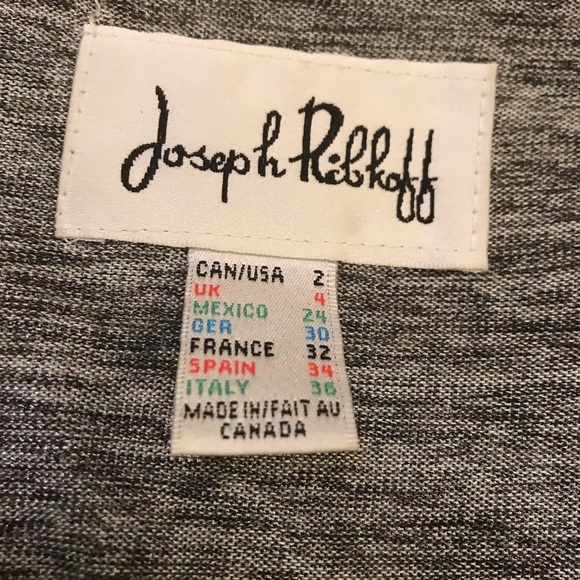 Joseph Ribkoff Silver/Grey V-Neckline Stretchy Tunic Top with 3/4 sleeves - Picture 4 of 10